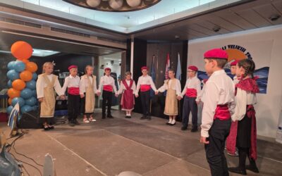 Mali čakavci i folkloraši na 1. međunarodnom festivalu dječjeg stvaralaštva Segetski vali velikih snova